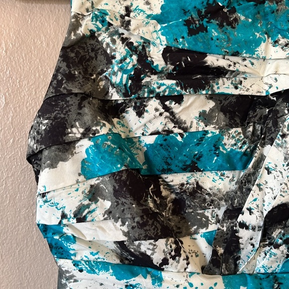 Suzi Chin for Maggy Boutique Blue Floral Pleated Sleeveless Sheath Dress 4P - Picture 2 of 15